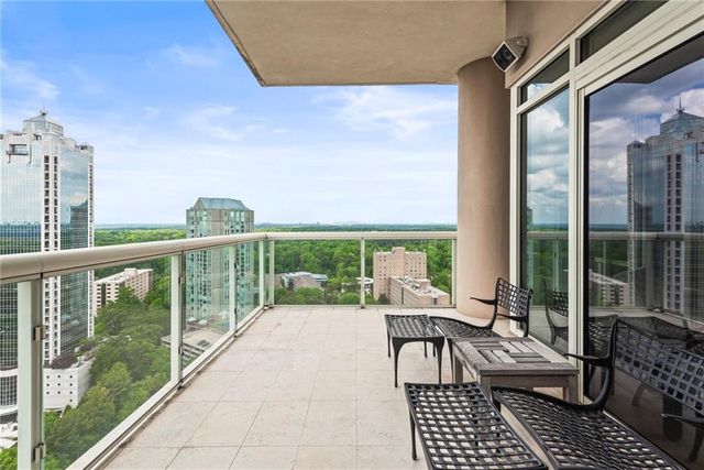 $2,500,000 | 2881 Peachtree Street Northeast, Unit 2304, Atlanta, GA 30305