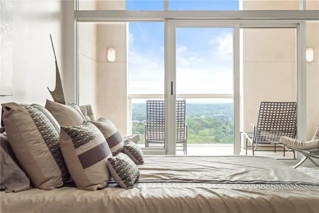 $2,500,000 | 2881 Peachtree Street Northeast, Unit 2304, Atlanta, GA 30305