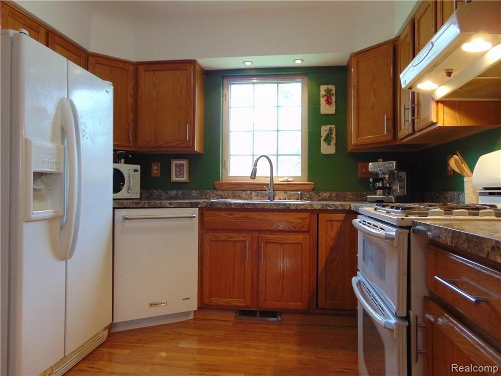 2700 Mohawk Lane Rochester Hills, MI 48306 - Photo 26 of 83