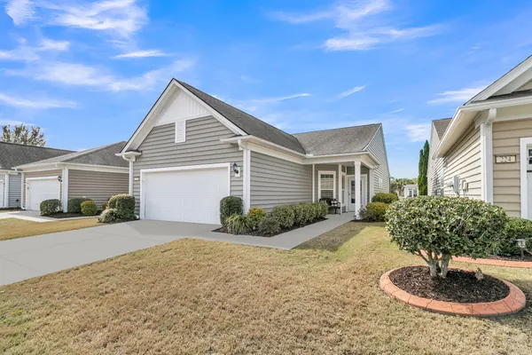$365,000 | 226 Waterfront Park Drive, Summerville, SC 29486