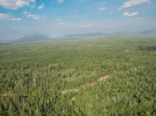 $774,500 | 64 Ip Road, Stratton, ME 04982