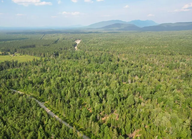 $774,500 | 64 Ip Road, Stratton, ME 04982