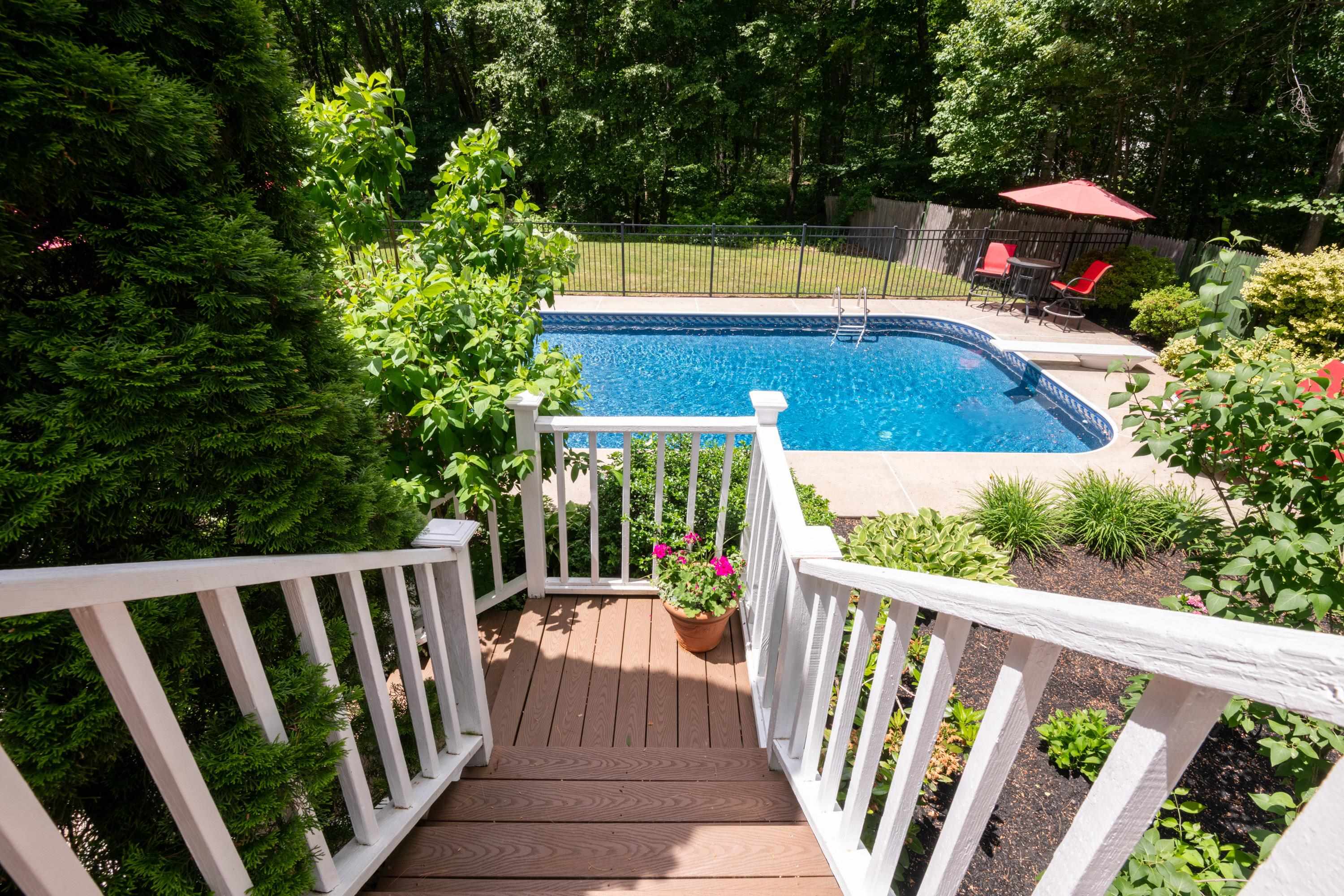 8 Coventry Lane Derry, NH 03038 - Photo 50 of 60