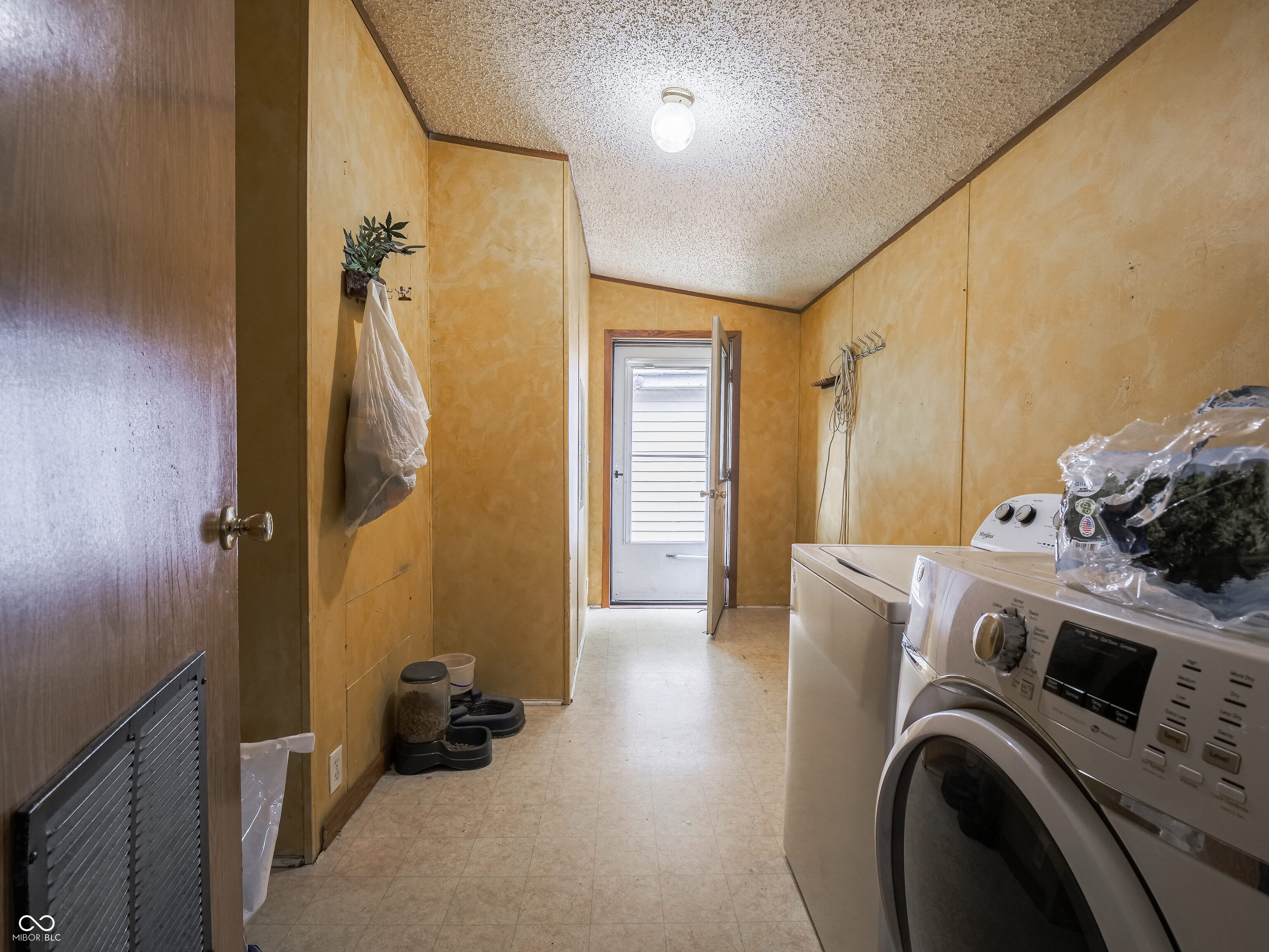 3380 West Runaround Road Monrovia, IN 46157 - Photo 18 of 49 Gallery Image 18