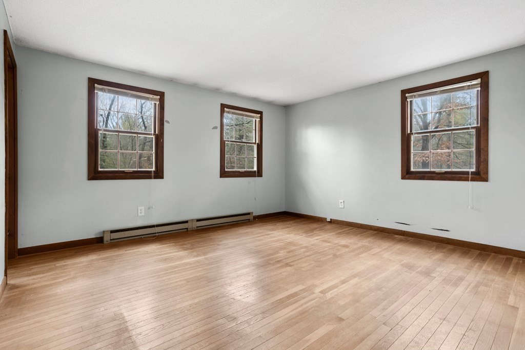 8 Howard Road Westford, MA 01886 - Photo 16 of 29 Gallery Image 16