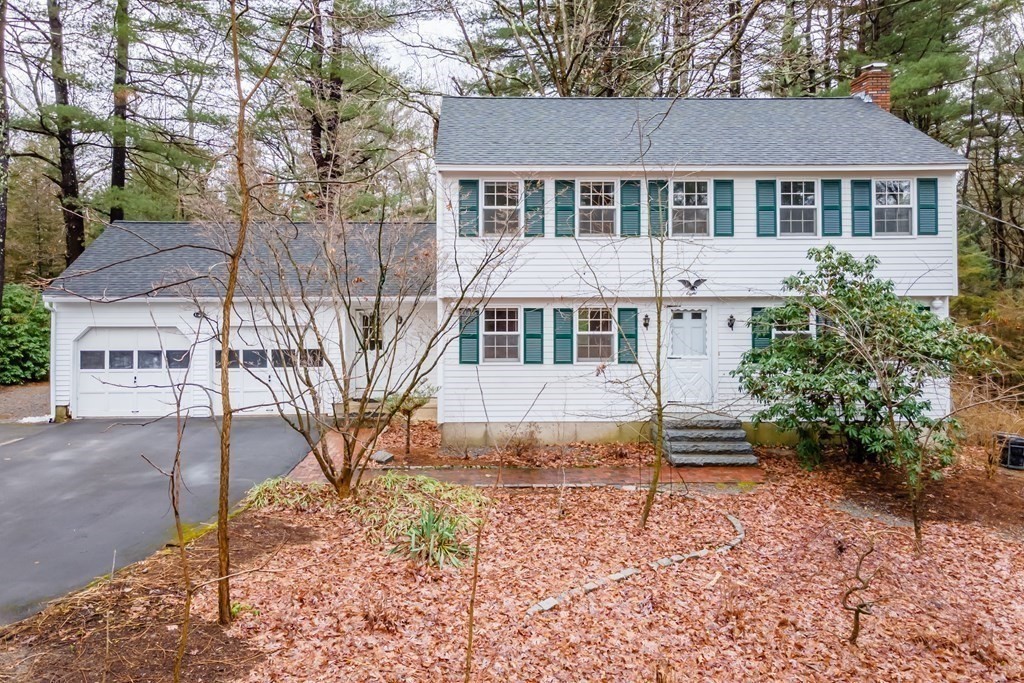 8 Howard Road Westford, MA 01886 - Photo 2 of 29 Gallery Image 2