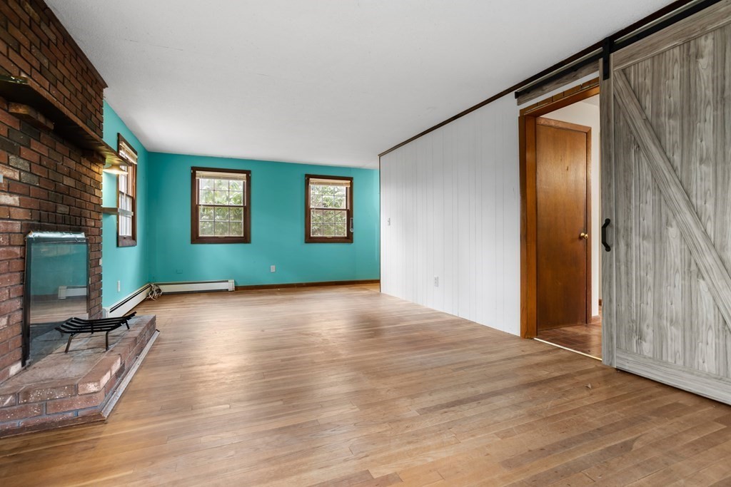 8 Howard Road Westford, MA 01886 - Photo 8 of 29 Gallery Image 8