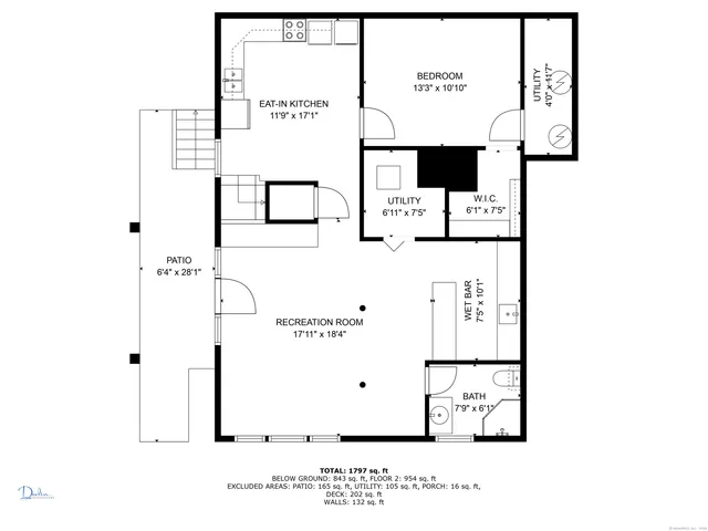 $600,000 | 32 Cedar Lane, Montville, CT 06382