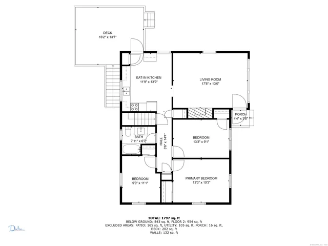 $600,000 | 32 Cedar Lane, Montville, CT 06382