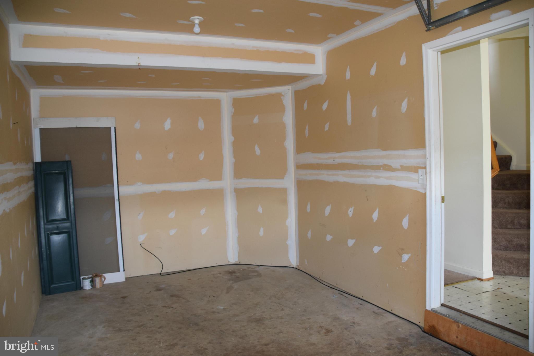 25 Fuzzy Tail Drive Ranson, WV 25438 - Photo 5 of 25 a view of an empty room