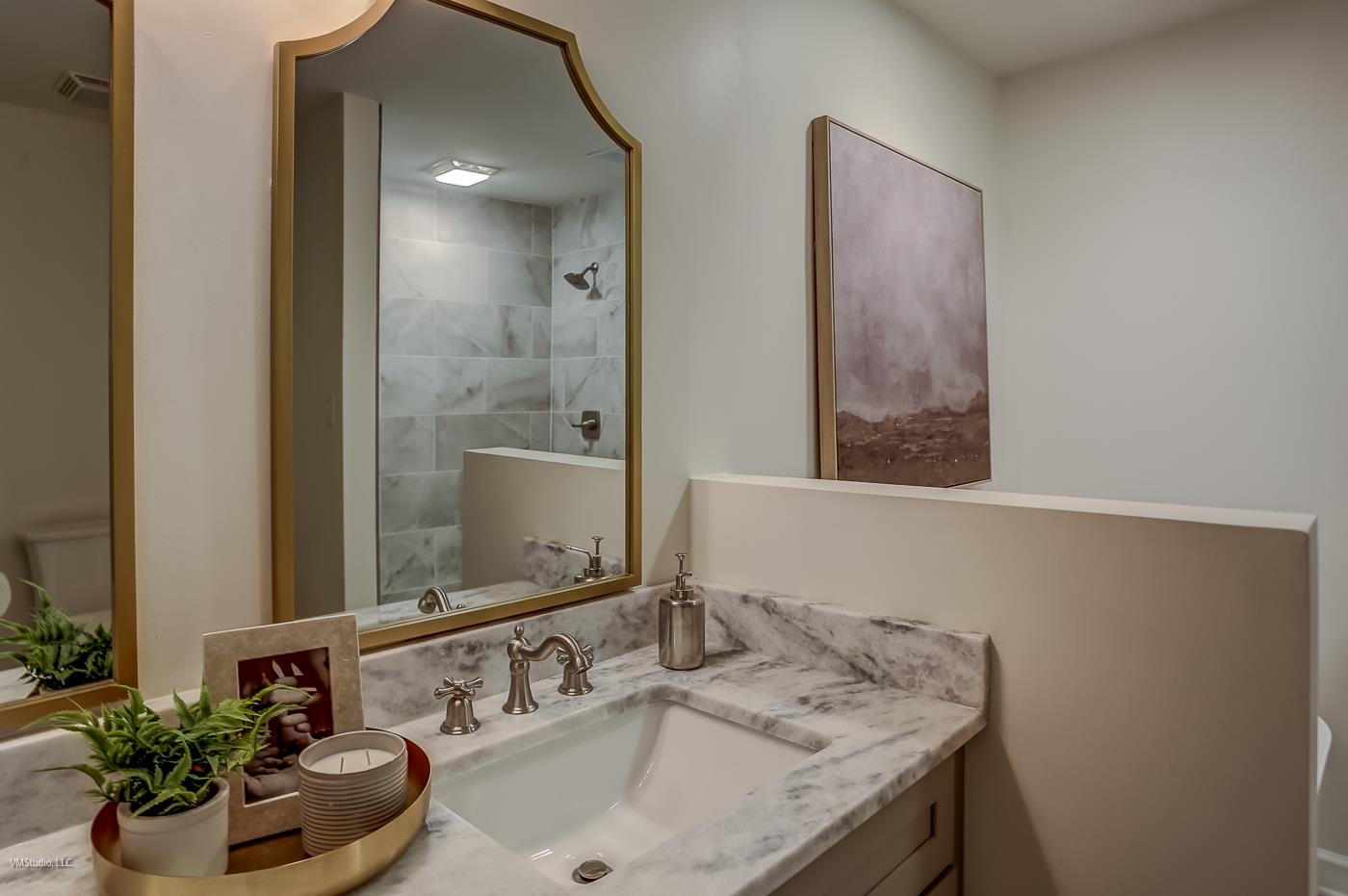 7578 Apple Valley Road Germantown, TN 38138 - Photo 8 of 22 Bathroom featuring vanity and toilet