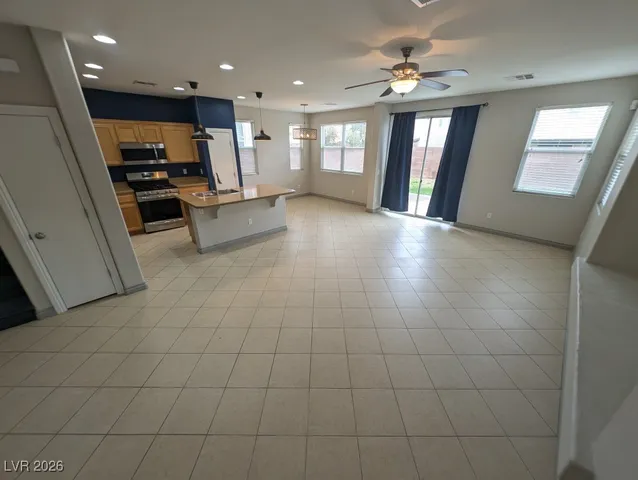 $2,000 | 7550 Morisset Avenue, Las Vegas, NV 89179