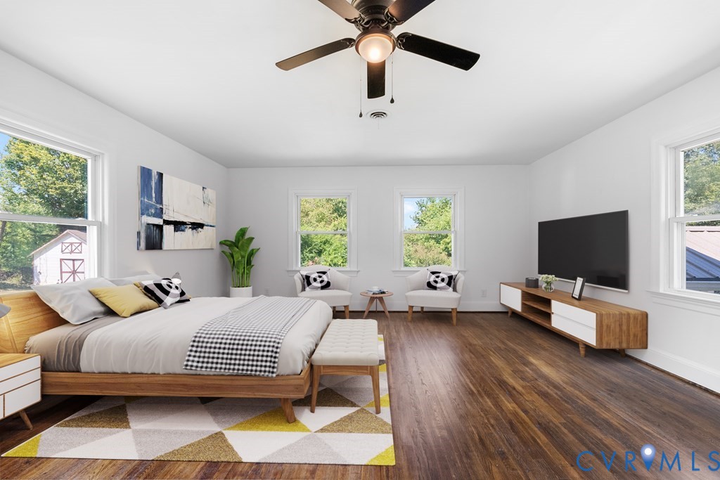 579 Stokes Road Farmville, VA 23901 - Photo 18 of 49 a bedroom with a bed and a couch