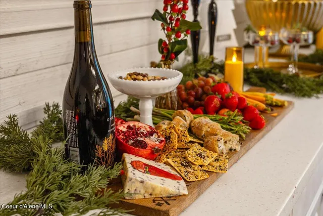 $1,265,000 | 5214 Twila Court, Post Falls, ID 83854