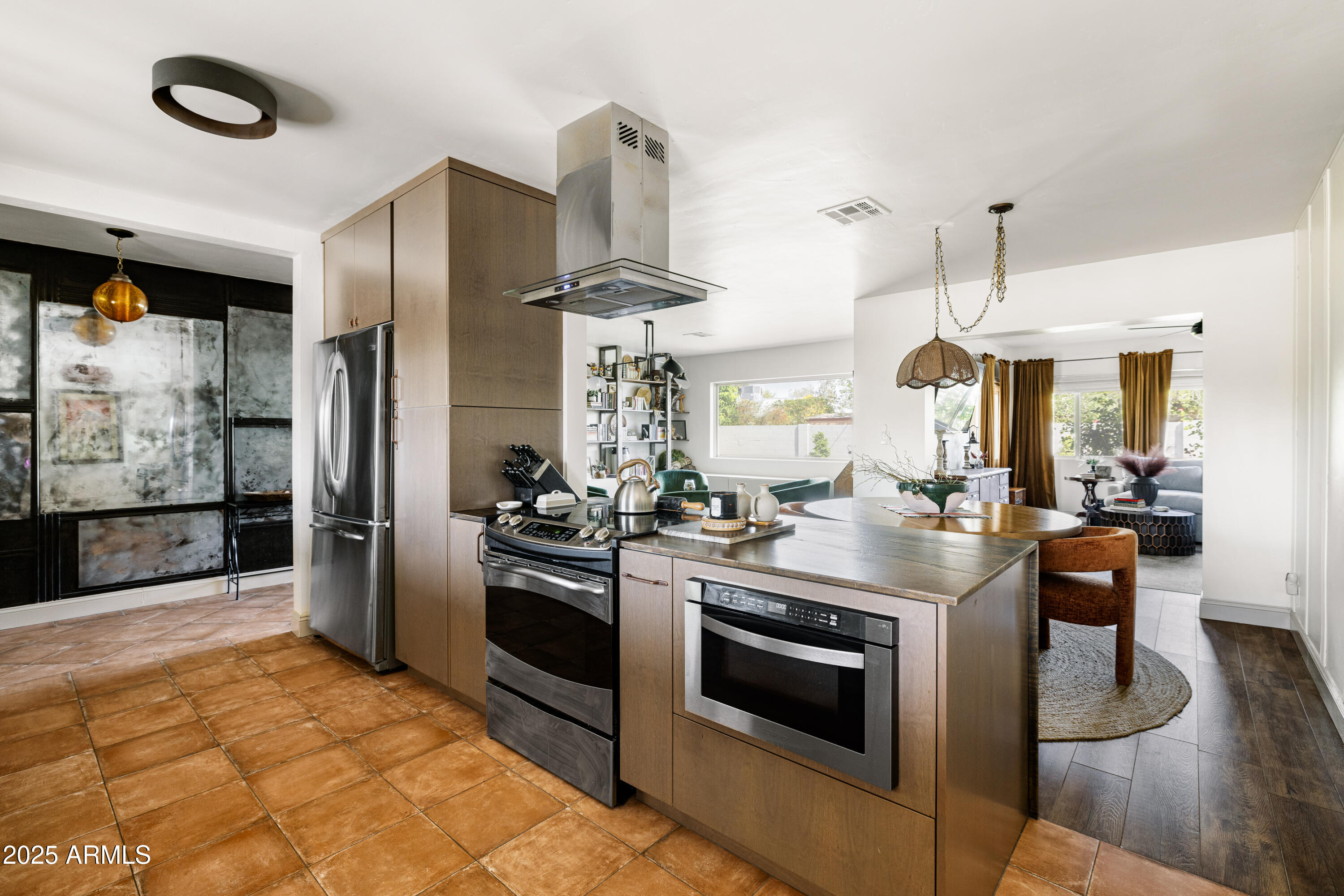 1602 West Lawrence Road Phoenix, AZ 85015 - Photo 6 of 37 Kitchen_Photo_2