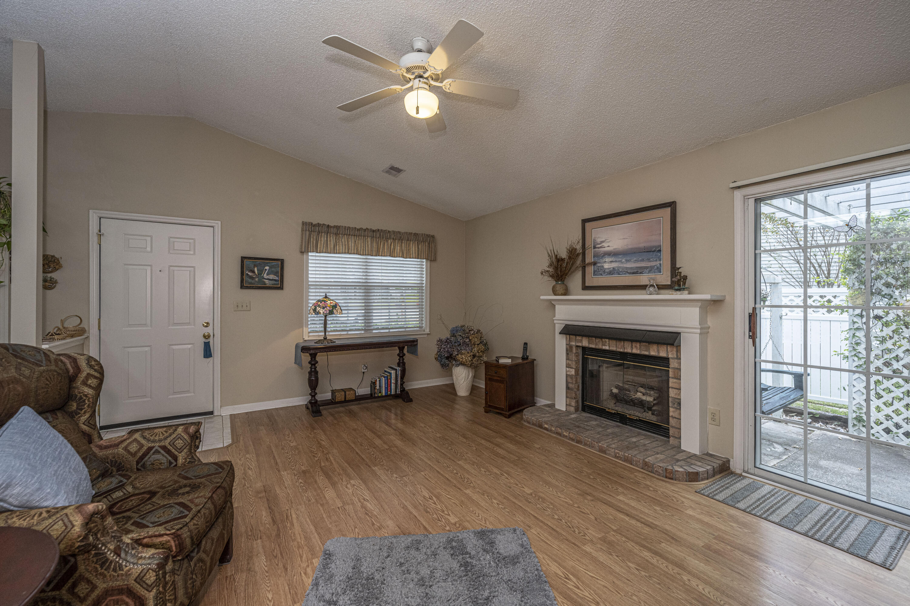 110 Jigsaw Road Summerville, SC 29485 - Photo 10 of 45 110JigsawRd24