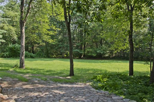 50 Meadowbrook Road Bedford, MA 01730 - Photo 26 of 29 Gallery Image 26