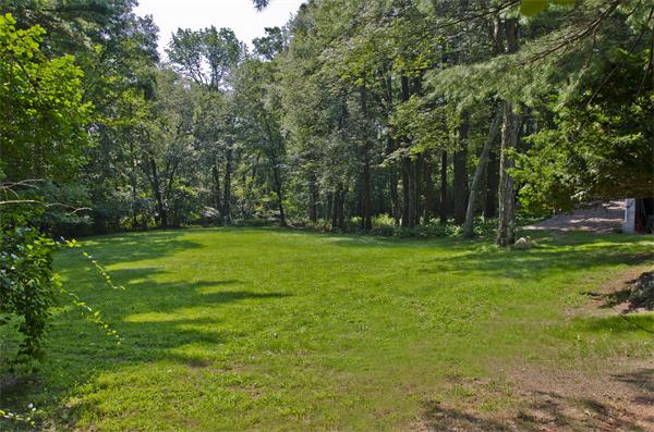 50 Meadowbrook Road Bedford, MA 01730 - Photo 27 of 29 Gallery Image 27