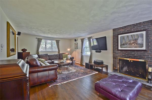 50 Meadowbrook Road Bedford, MA 01730 - Photo 9 of 29 Gallery Image 9