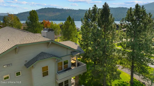 $695,000 | 507 Guthrie Place, Unit 303, Dover, ID 83825