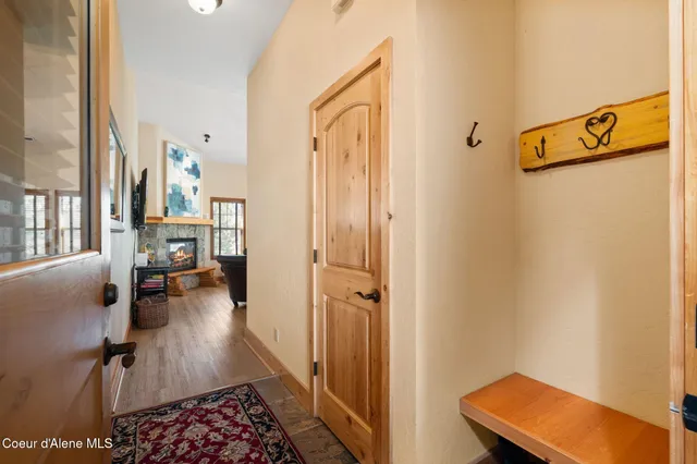 $695,000 | 507 Guthrie Place, Unit 303, Dover, ID 83825