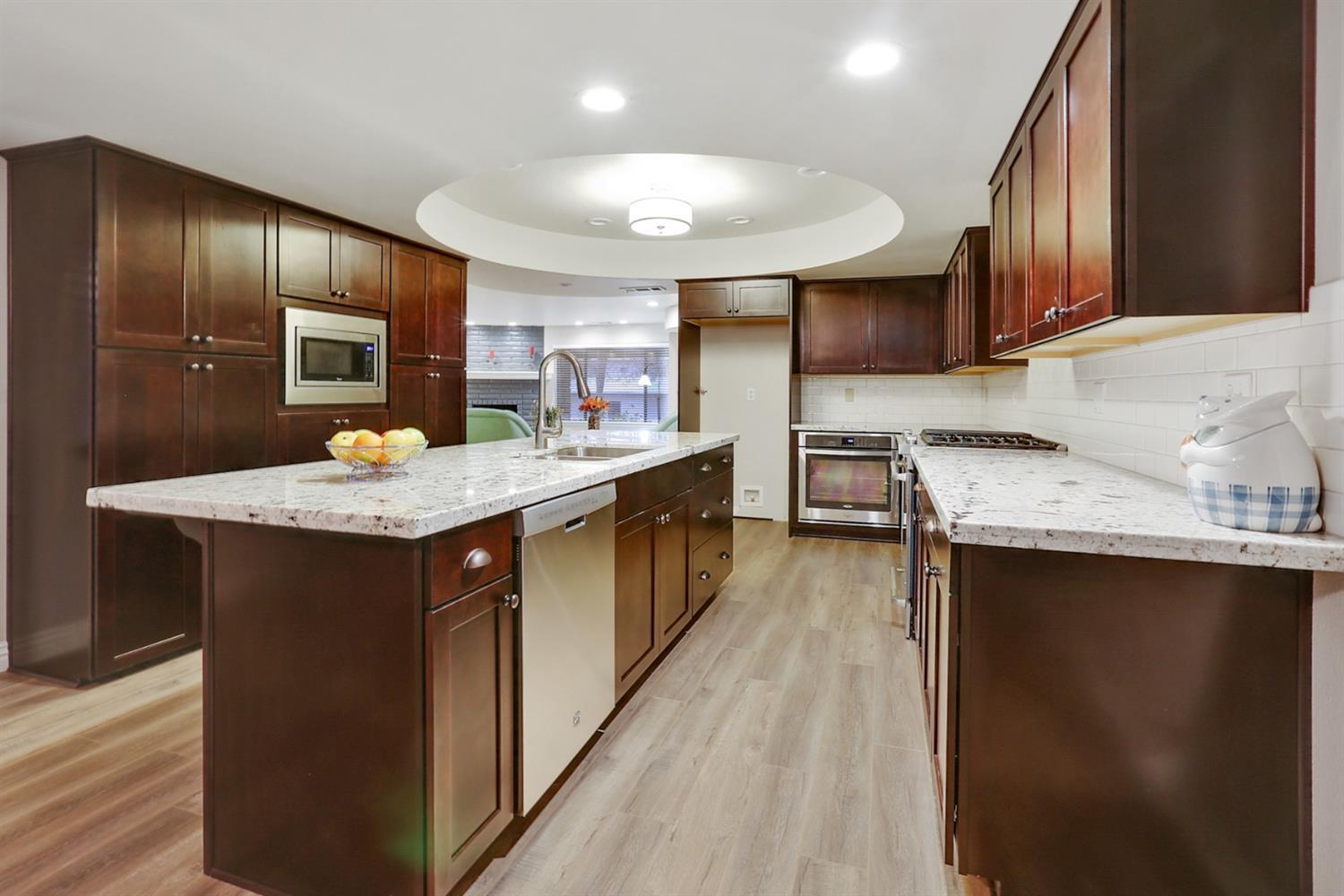721 North Shirk Road, Unit G Visalia, CA 93291 - Photo 25 of 69 Additional Photo