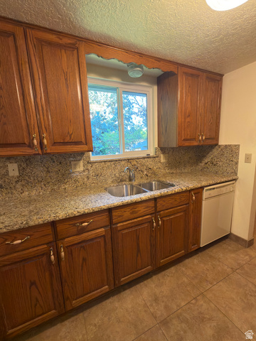 1164 East Mountain Road Logan, UT 84321 - Photo 24 of 45 Kitchen