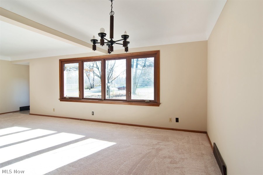 8121 Brentwood Road Mentor, OH 44060 - Photo 7 of 25