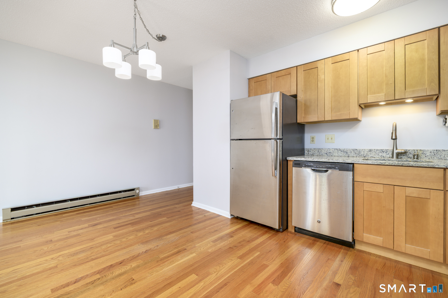 155 Short Beach Road, Unit 201 Stratford, CT 06615 - Photo 11 of 18 Gallery Image 11