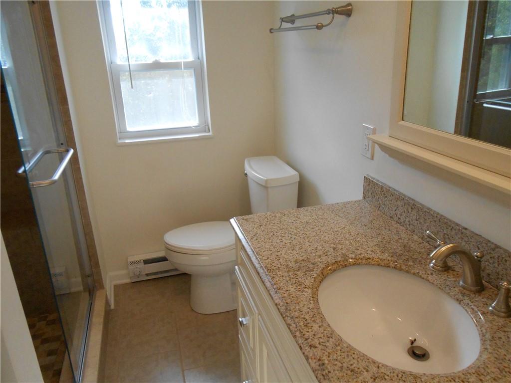1318 Oakridge Road McDonald, PA 15057 - Photo 16 of 30 Upper Level Bathroom