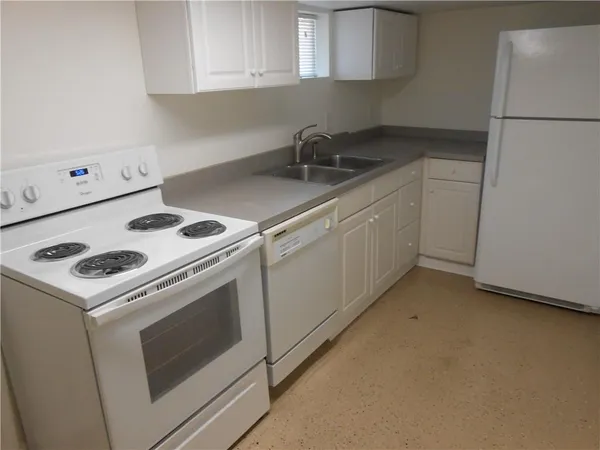 $2,000 | 1318 Oakridge Road, McDonald, PA 15057