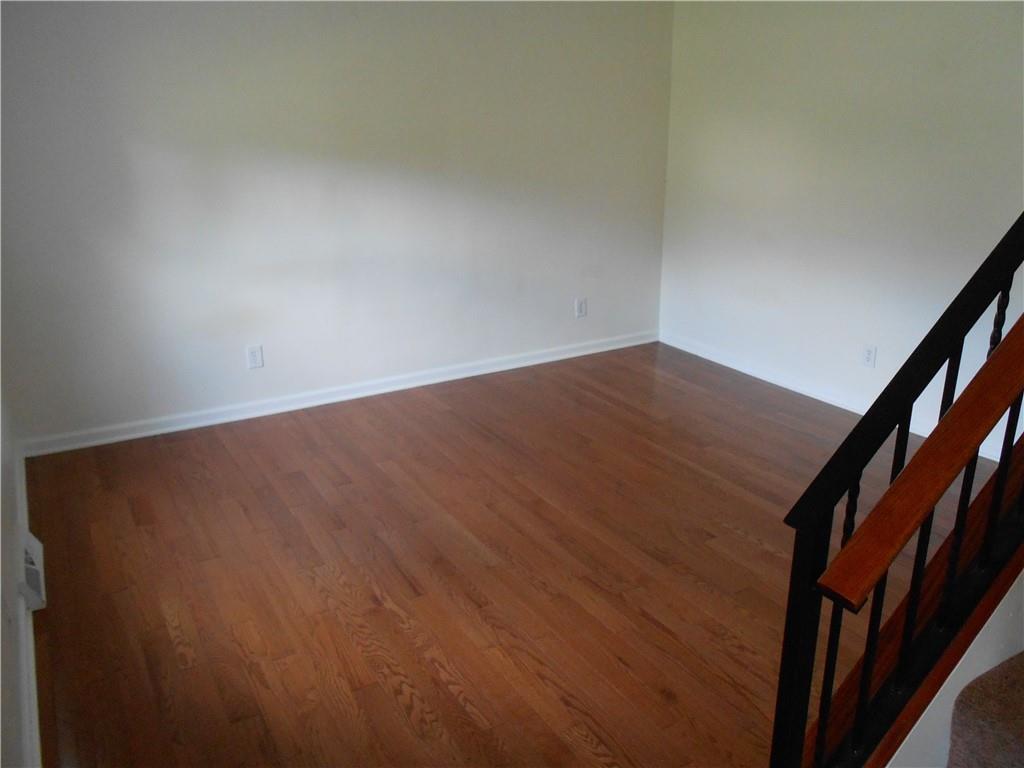 1318 Oakridge Road McDonald, PA 15057 - Photo 3 of 30