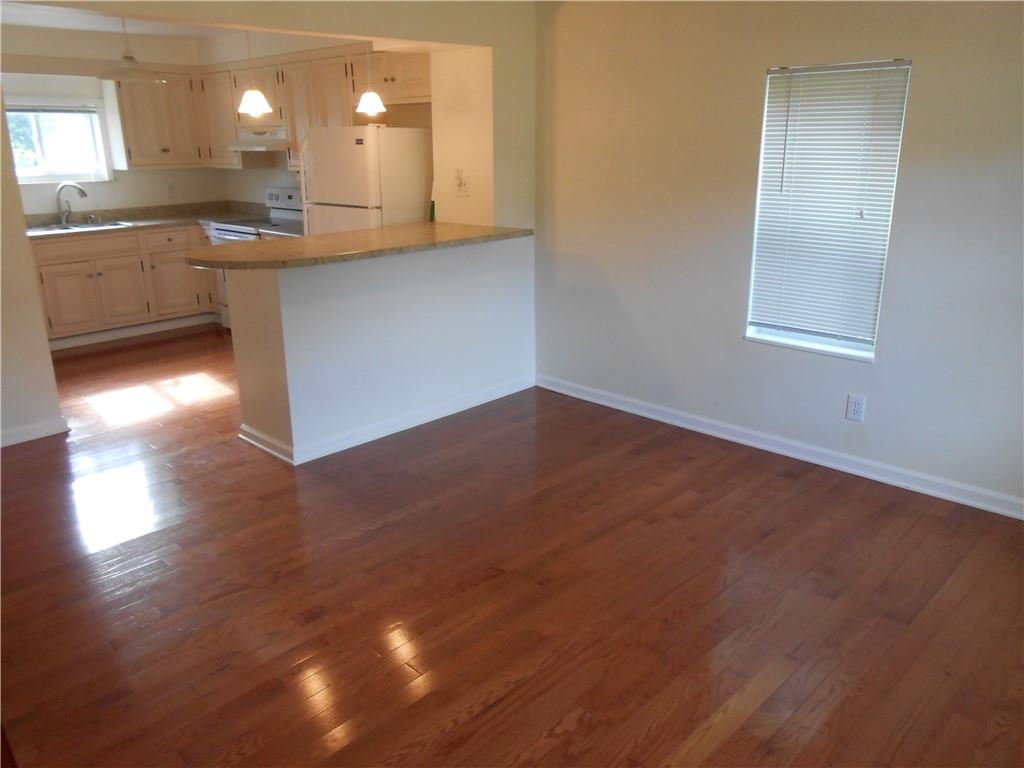 1318 Oakridge Road McDonald, PA 15057 - Photo 4 of 30