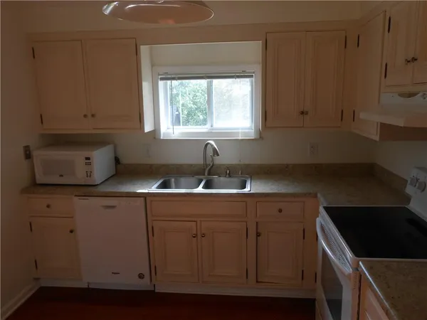 $2,000 | 1318 Oakridge Road, McDonald, PA 15057