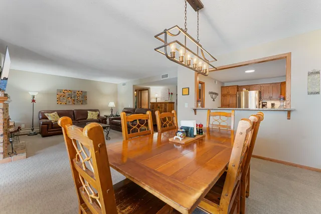 $369,900 | 6100 Auto Club Road, Unit 211, Bloomington, MN 55438