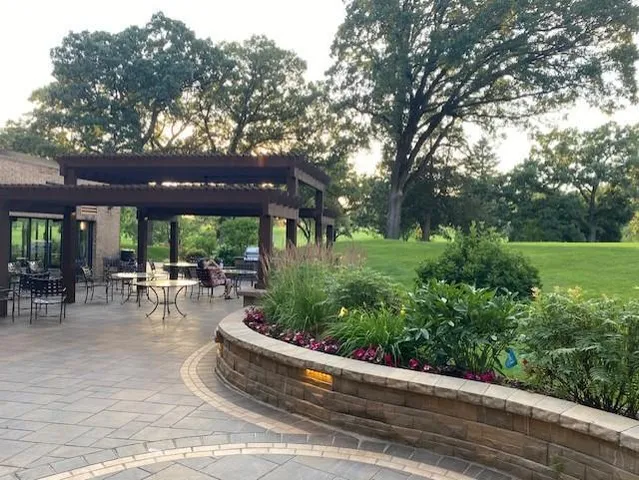 $369,900 | 6100 Auto Club Road, Unit 211, Bloomington, MN 55438