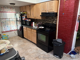 131 Converse Avenue Meriden, CT 06450 - Photo 16 of 18