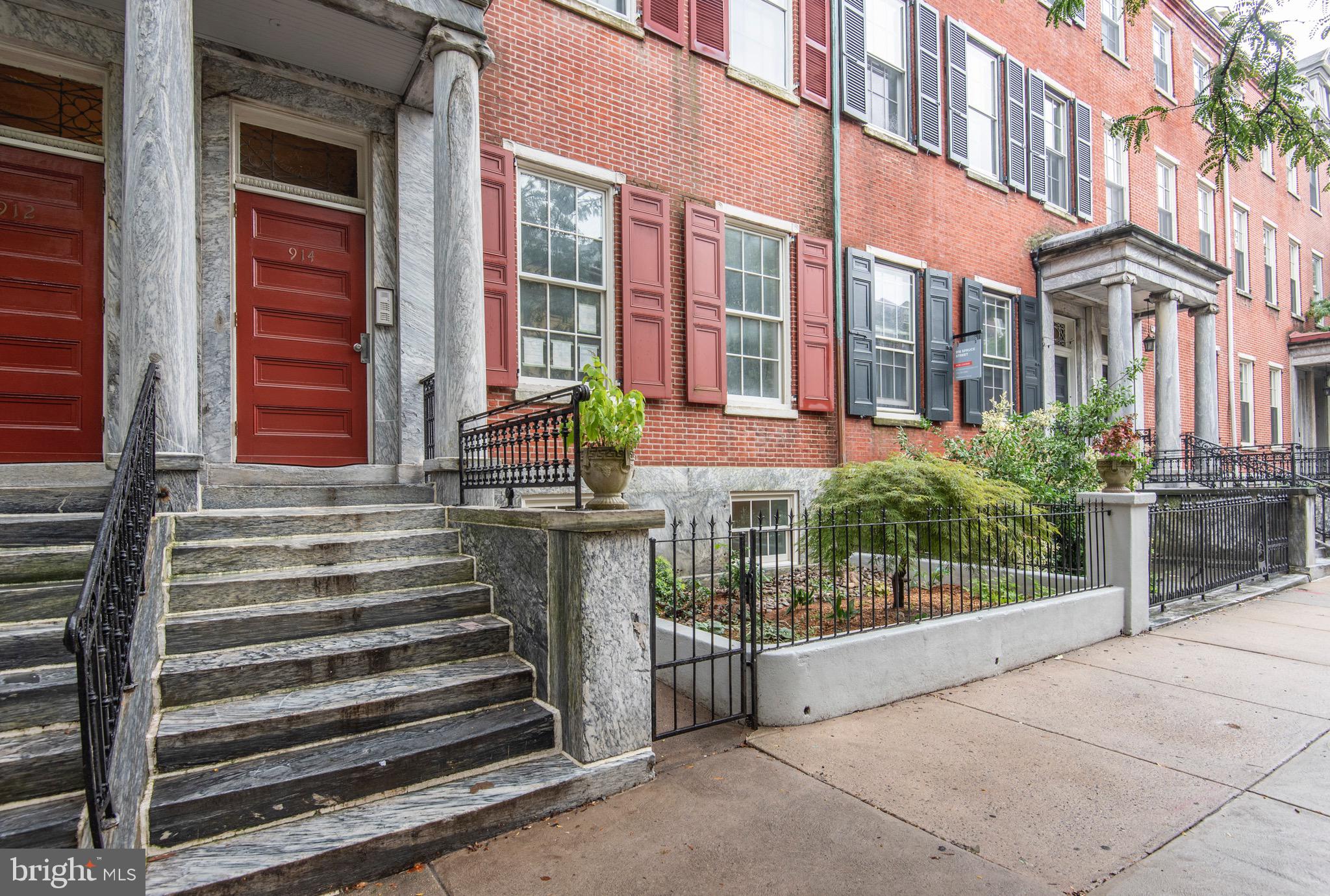914 Spruce Street, Unit 15 Philadelphia, PA 19107 - Photo 26 of 27