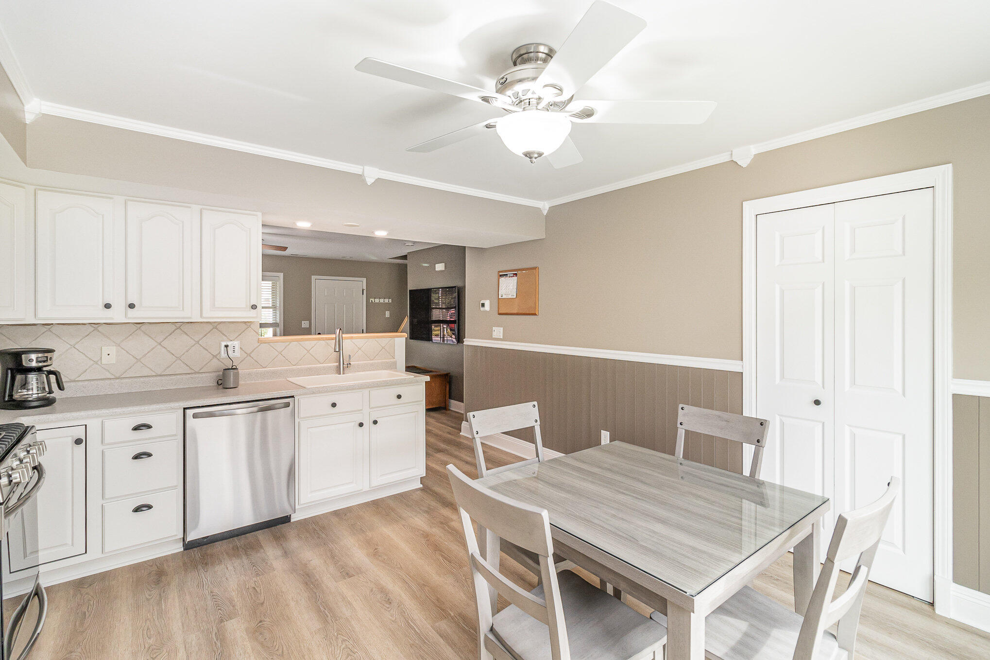 1815 Chestnut Lane Crown Point, IN 46307 - Photo 7 of 19 2038x1358