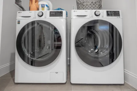 $675,000 | 155 Laidlaw Avenue, Unit 1, Jersey City, NJ 07306