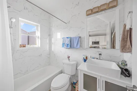 $675,000 | 155 Laidlaw Avenue, Unit 1, Jersey City, NJ 07306