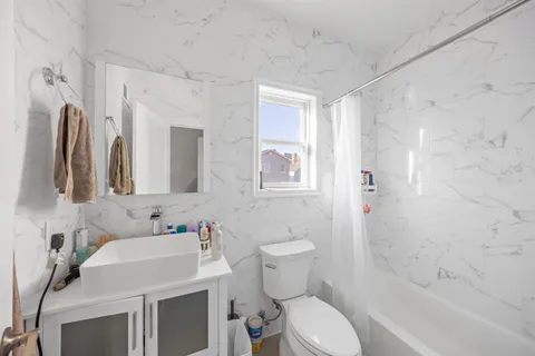 $675,000 | 155 Laidlaw Avenue, Unit 1, Jersey City, NJ 07306