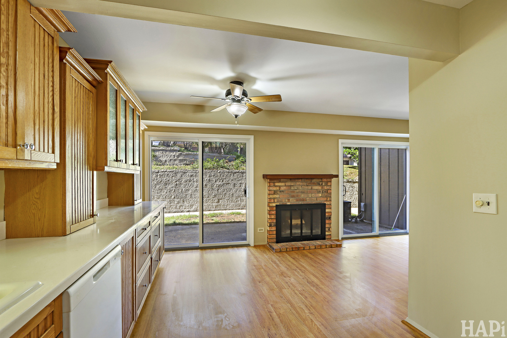 85 Mineola Road, Unit 1 Fox Lake, IL 60020 - Photo 9 of 25 Gallery Image 9