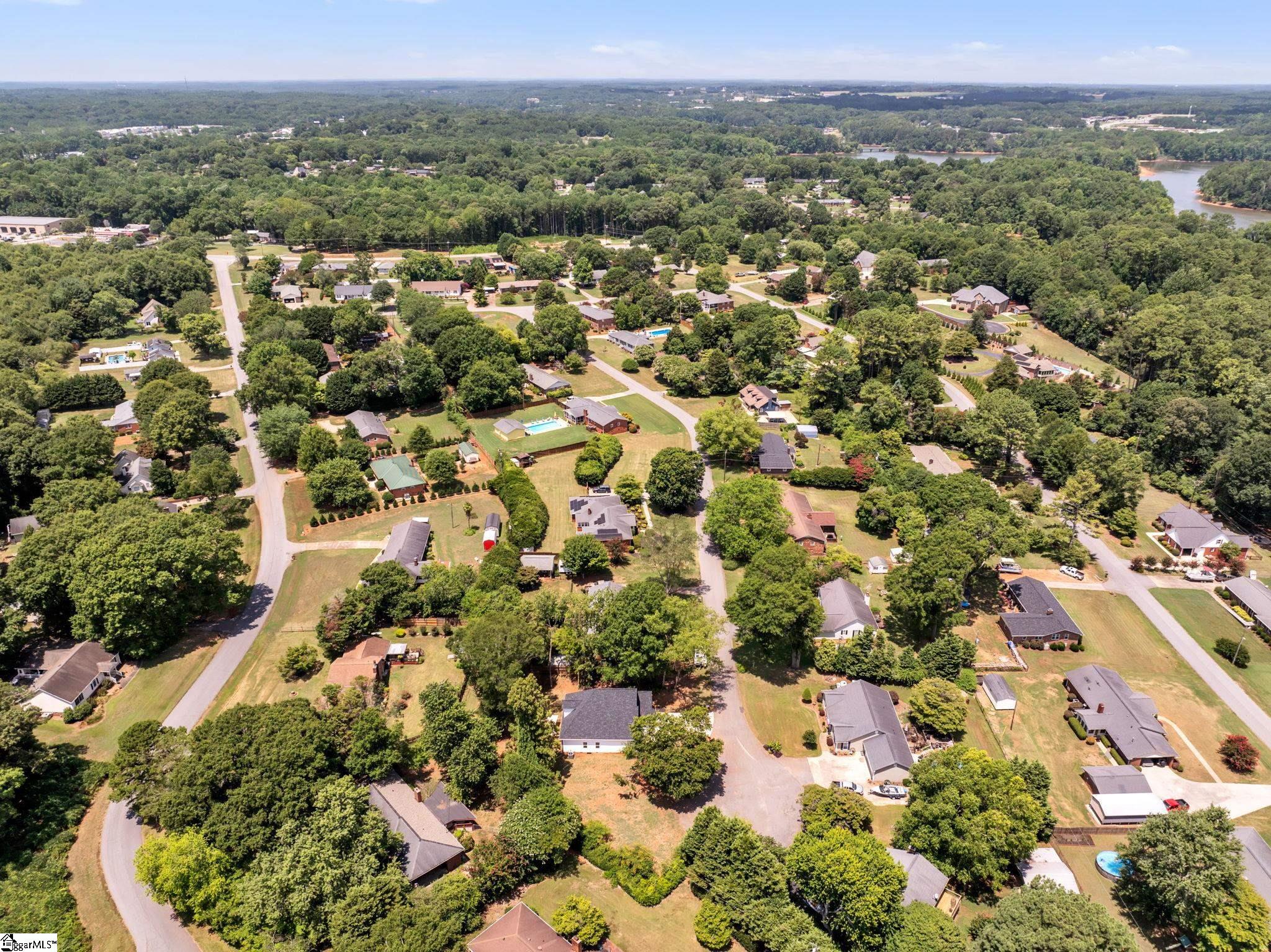 214 Altamont Court Anderson, SC 29621 - Photo 29 of 31 Gallery Image 29