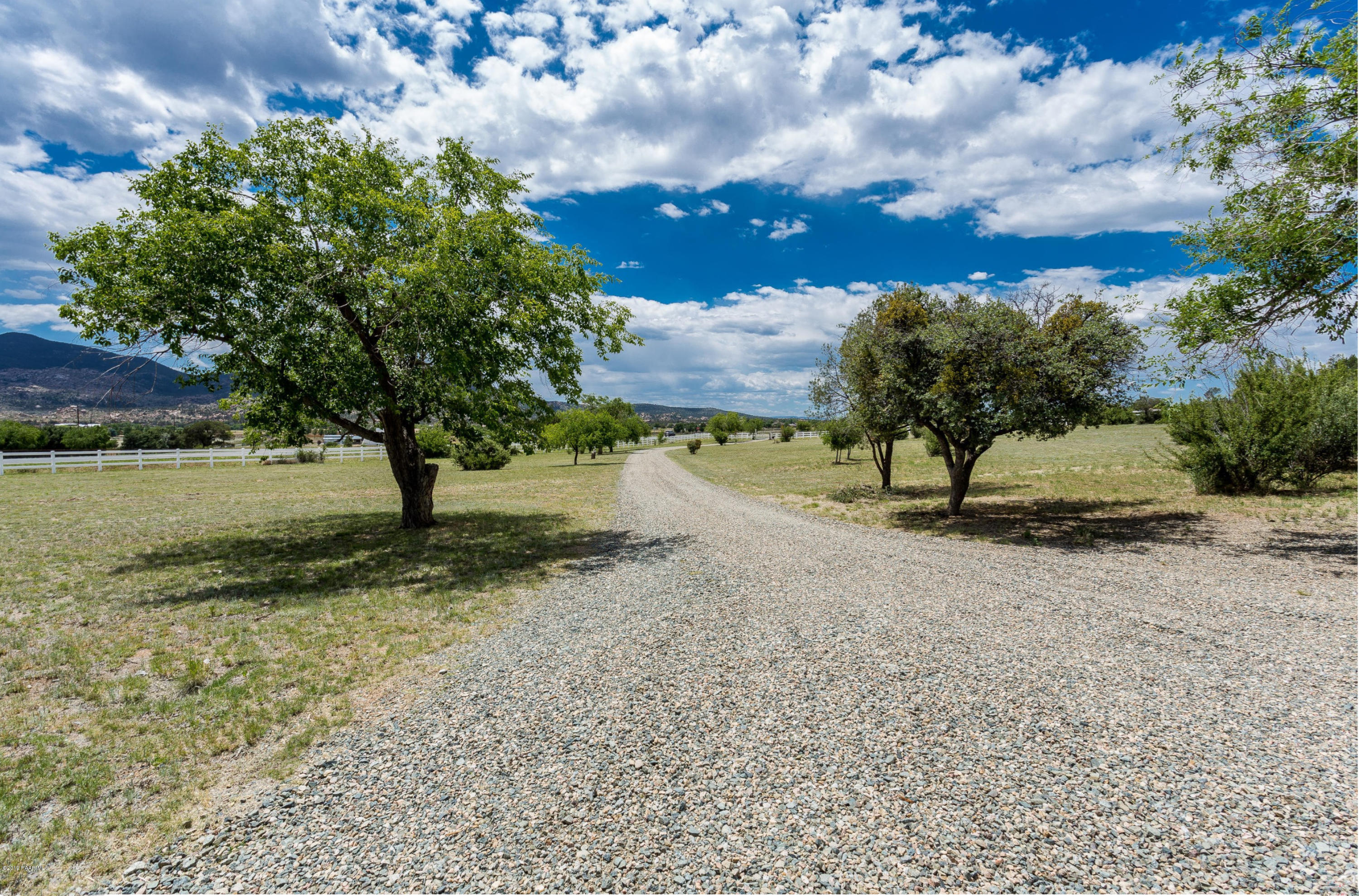 3745 Chipmunk Road Prescott, AZ 86305 - Photo 34 of 36 34 Driveway