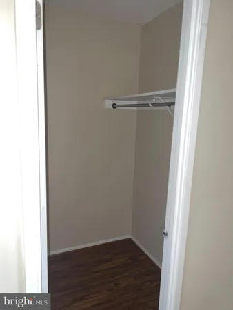 $2,400 | 8340 Greensboro Drive, Unit 516, McLean, VA 22102