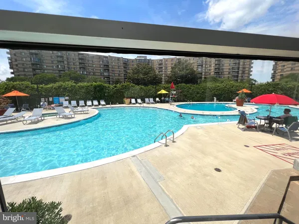 $2,400 | 8340 Greensboro Drive, Unit 516, McLean, VA 22102