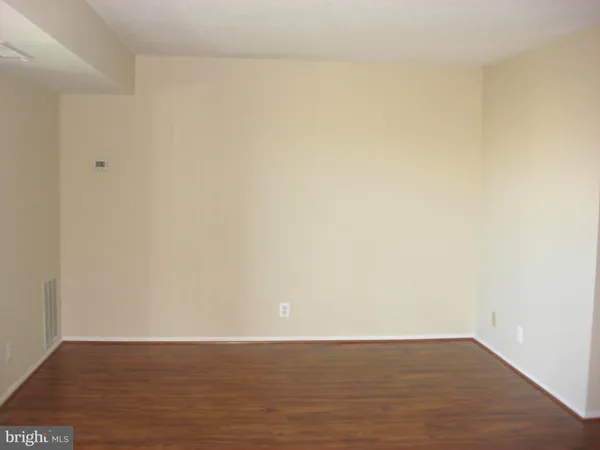 $2,400 | 8340 Greensboro Drive, Unit 516, McLean, VA 22102