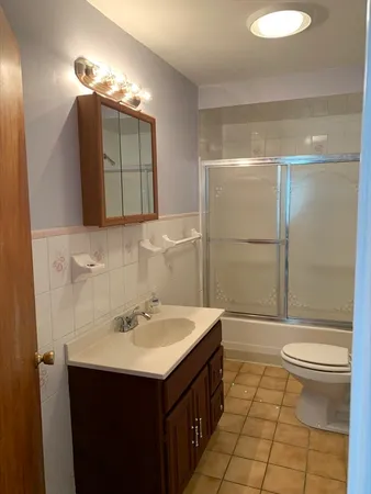 $1,575 | 110 Capital Street, Unit 1, Pawtucket, RI 02860