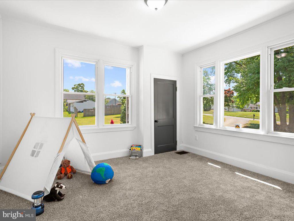 5212 Bush Street White Marsh, MD 21162 - Photo 25 of 49 Bedroom 1